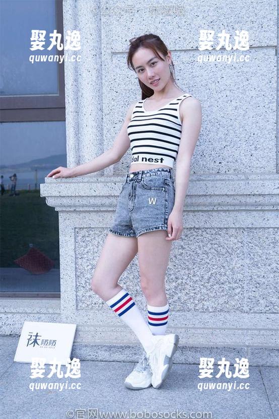 BoBoSocks袜啵啵 - 福利在这，甜甜圈的白色蕾丝袜给你不一样的视角！