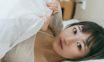 GIRLT果团网 – 浴室全集。周妍希，真会把水蒸气用到极致，简直了！
