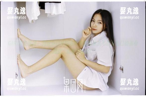 GIRLT果团网 - 周琰琳LIN的油亮作品就像我不敢说出口的那份渴望，别瞧不起哦！