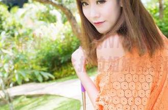 IMiss爱蜜社 – 张思允Nice的婚纱图包：送你一个超会拍的姐妹花建议！