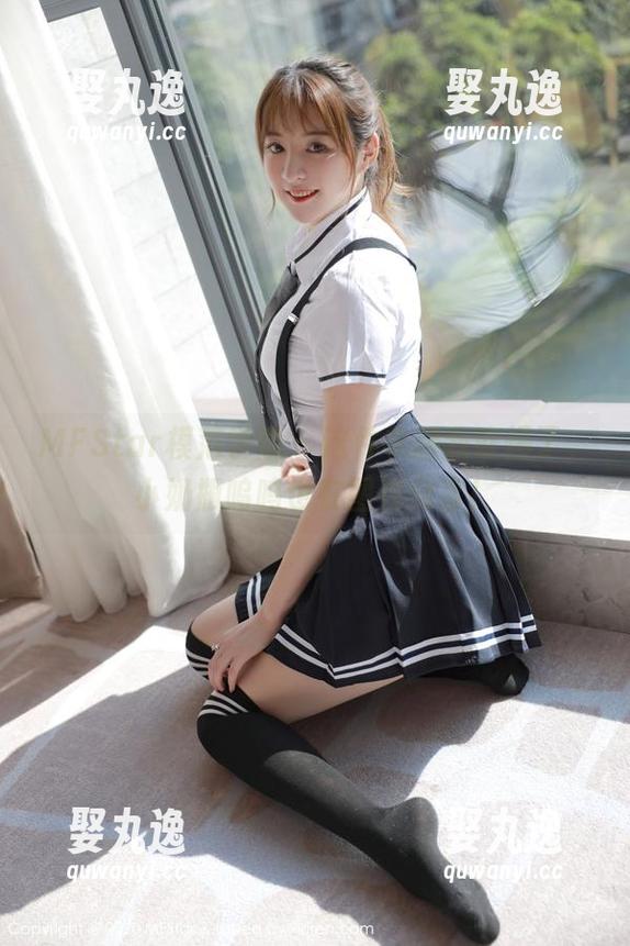 MFStar模范学院 - 这件礼服我吹爆了，小奶瓶呜呜也在图库分享！
