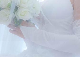 夏の彼女？Nyako喵子的私拍系列总能在各种喧闹中迎来一抹清凉。