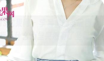 UGirls尤果网 – 李易童的圣诞图库，别问我为什么心里突然有了圣诞老人