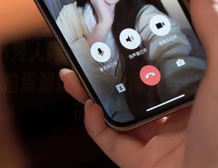 Xiuren秀人网 – Lovely璐璐女王驾到，她的私拍资源让我恍惚间觉得自己是王国的骑士。