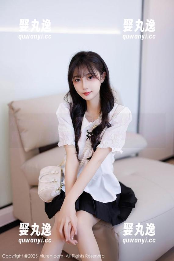 Xiuren秀人网 - 曝光sophie余冰比基尼图包，下载只需一键，清凉没道理不来。