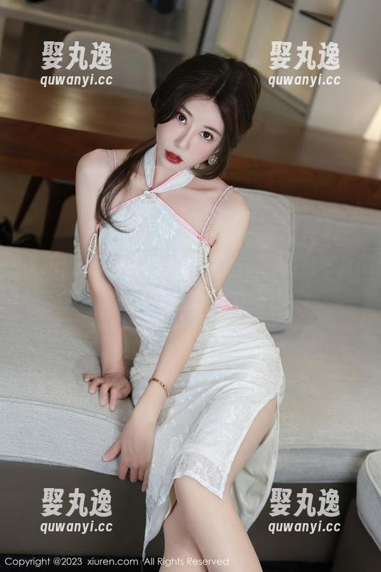Xiuren秀人网 - 天台写真，一点都不高冷，凯竹·廿十带你飞！