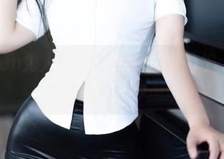 Xiuren秀人网 – 双笙Alina的护士装，在线求资源中……