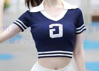 Xiuren秀人网 – 可可芝的圣诞写真：我看了只想说，真没想到！