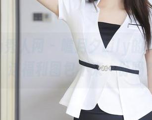 Xiuren秀人网 – 瞧月夕Lily的女王气场，这福利图包不来一份吗？
