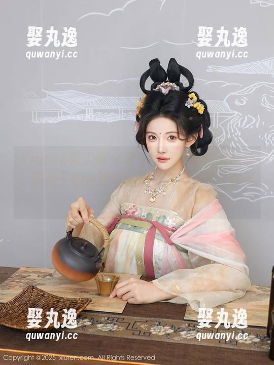 Xiuren秀人网 - 每一帧都足够令人心动，糯美子和连体衣的高清图库之旅，你要不要参与？