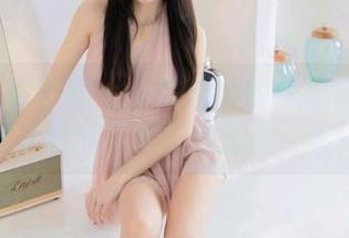 YouMi尤蜜荟 – 旧时光里的穆菲菲：她穿着泳衣的写真让我想起了夏天