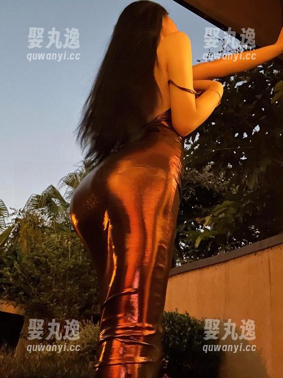 微密圈 - 西风吹拂，不爱笑的赛琳女神的图包走起！