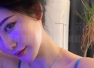微密圈 – 神奇的渔网带钻连体袜，不爱笑的赛琳的写真福利真让人目不转睛！