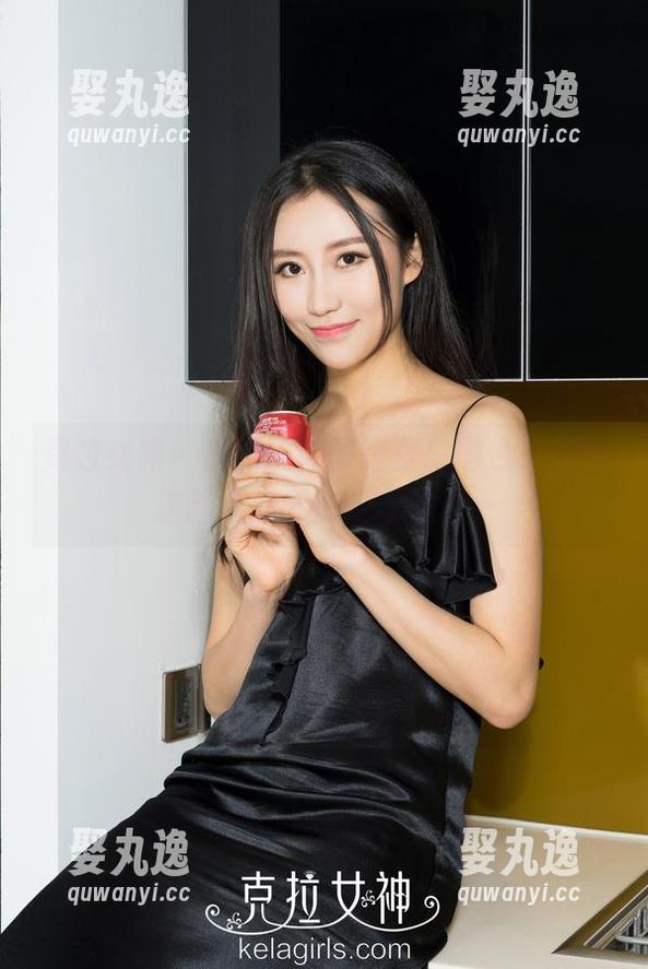 克拉女神 - 看到雅楠的比基尼图包，心说这精选得都快要翻车了…