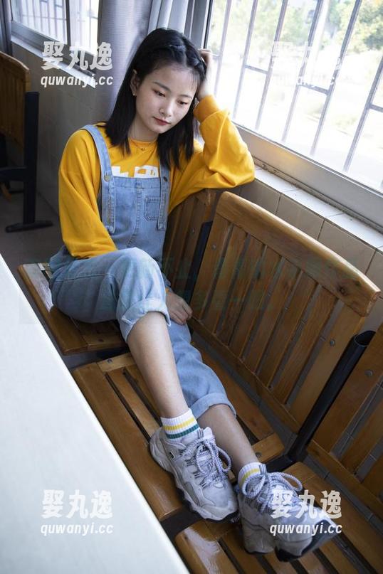 南国足艺 - 更新不止，青青的水手服作品总是让人想多看一眼。