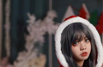 啊日日_Ganlory定制的放课后少女写真，这种感觉…好像又回到校园？