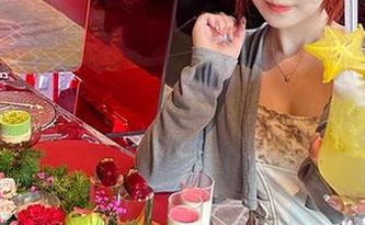 宝儿mysterial的吊带合集中，照片周围的风都在打转呢！