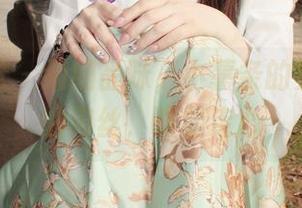 小众视觉 – 细细品味，小薯条的美图和她的肉丝，略显走心