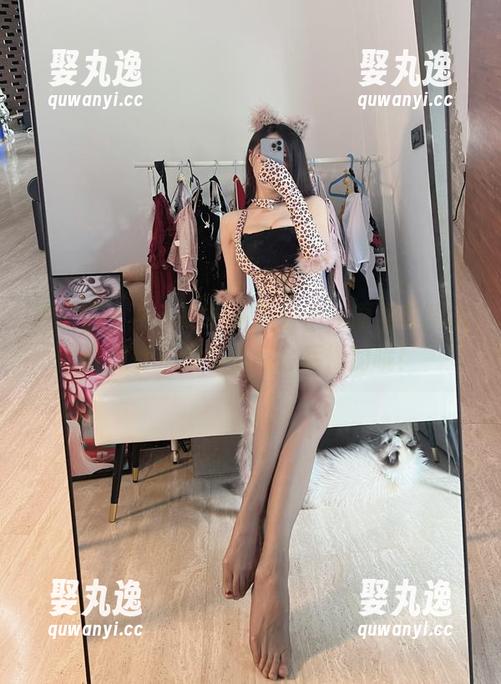 微密圈 - 小玉吃果冻捆好了，原图与精选在线等，想看不点会后悔的哦！