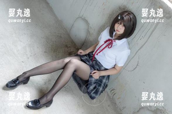 少女秩序 - 小满的定制瑜伽：努力达到“下腰”与“下饭”之间的平衡！