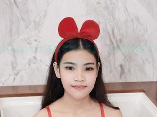 尤物馆 – 在Seven小七花嫁美图合集里，突然发现我才是那个被牵出的绳子……