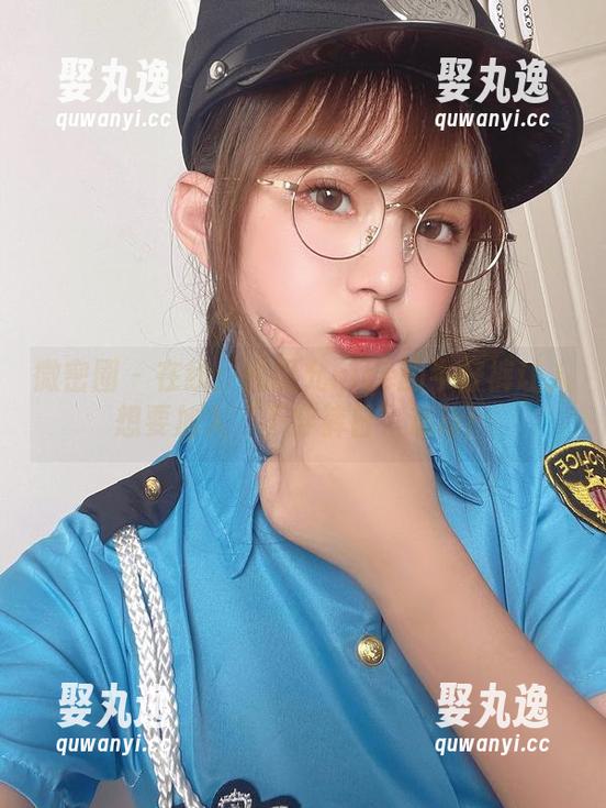 微密圈 - 在线：张思允nice的牛仔裤让人想要加入“不穿裤日”运动！