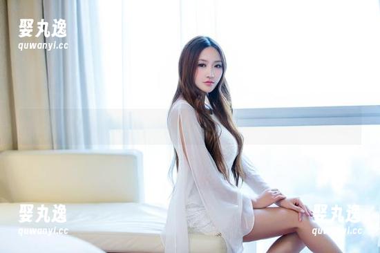 推女郎 - 沙子的职业装魅影，高清背景下的职场新解。