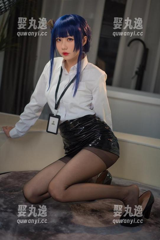 好吧，放下耳机！无影喵喵的NIKKE胜利女神图集，定制就得有底儿气！