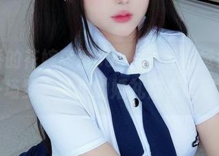日奈娇的花嫁高清cos，越看越觉得这是一场梦，梦里的婚礼在等谁呢？