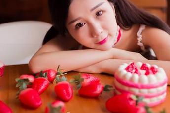 果团网 – 画风突变，蜜桃Q妹儿的可爱实力让你目不转睛？