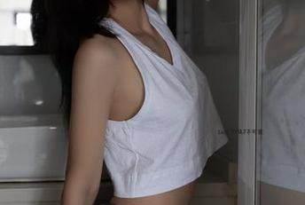 高清写真里的柒柒要乖哦，纸醉金迷又不失风趣