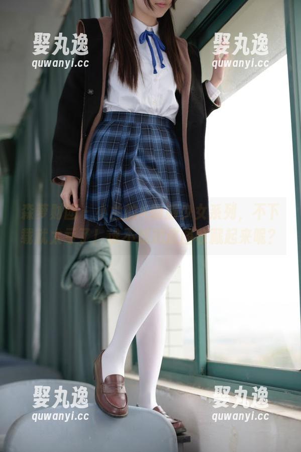 森萝财团 - 小兰的K制服少女系列，不下载就太亏了！谁不想把这图收藏起来呢？