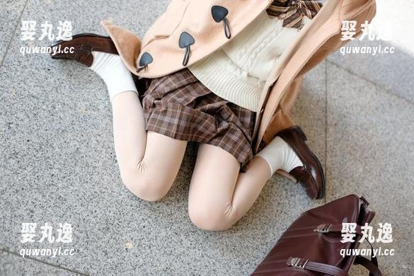 森萝财团精选作品：窗台那如梦似幻的白丝少女，还记得那种空灵感吗？