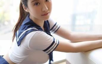 模范学院 – 壁纸不止于此，李雅柔182CM的少女时代显露无遗