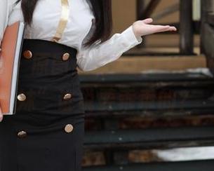 模范学院 – 原图里的艾莉Evelyn：“学妹”谁说要乖乖的？