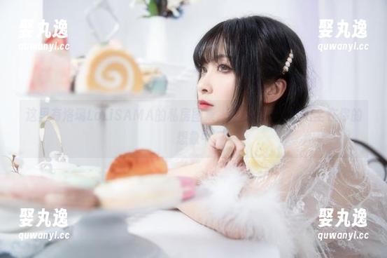 这里有洛璃LoLiSAMA的私房图集，蔚蓝档案，真假全在你的想象中