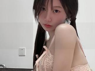 微密圈 – 纯欲与美食的碰撞，火龙果羊更新的厨房日常