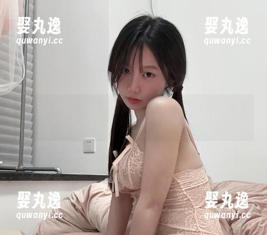 微密圈 - 纯欲与美食的碰撞，火龙果羊更新的厨房日常