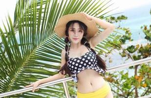 爱蜜社 – 新一波的定制图片来了，SISY思的红裙太诱人，那个verlorene秒）