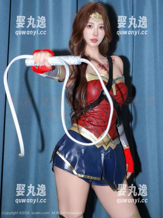 秀人网 - 奈汐酱nice红裙美图，好吧，我承认我被勾引到了。