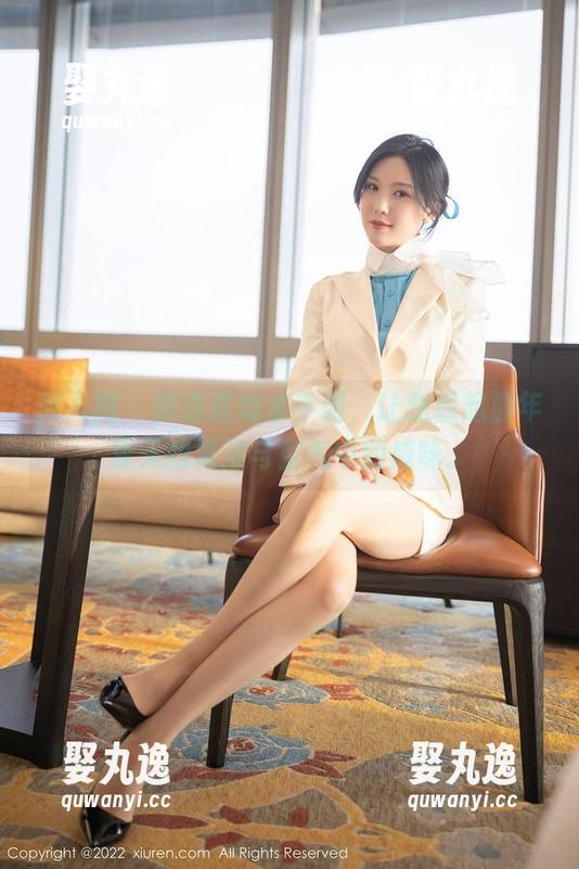 秀人网 - 精选璀灿水手服，让我想起那年夏天的海浪与空气中的咸味。