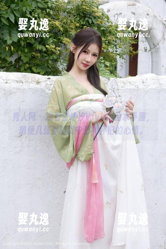 秀人网 - 观看金幼汐Vivian的水手服，随便几张都能戳中那种怀旧的心情。