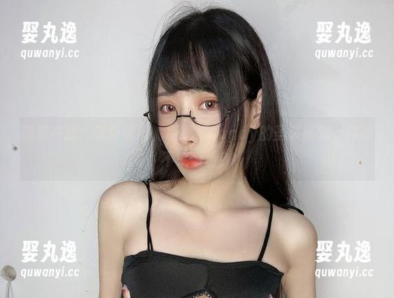 图库在此，电量满满，糖果果Candy的圣诞秘笈，你敢不来看看？