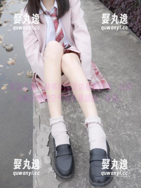 紧急企划 - 林书辞的海边私拍合集，让我感到那里的空气似乎是甜的，奇怪。