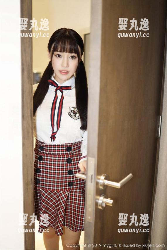 美媛馆 - 唐琪儿il的高清空姐写真，下载后我才惊觉，这是真正的空中“女神”啊！