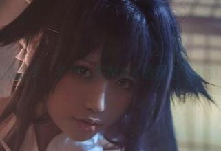 黑暗中的微笑，芊川一笑MNK的精选写真引人瞩目