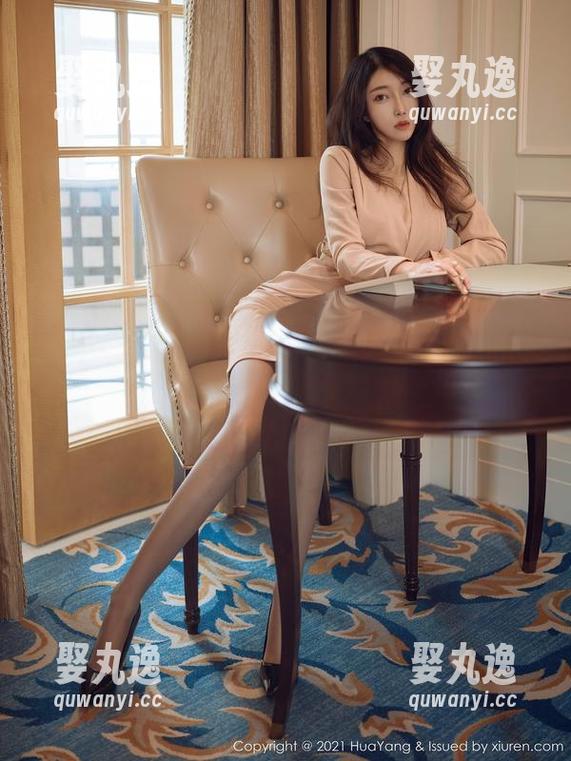花漾show - 张思允Nice新作，无圣光自拍比你吃过的火锅还要醇厚，套图中的那眼神，啧啧。