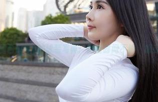 蜜桃社 – 露西Lucy的泳装写真：网盘时间不够，感受却满满。