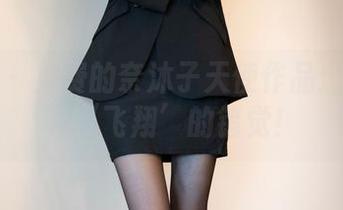 语画界 – 免费的奈沐子天使作品：给你一种‘飞翔’的错觉！