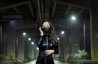 微密圈 – 看辣妈女神的美足私拍，心中想：肤浅又怎样，谁不喜欢呢？